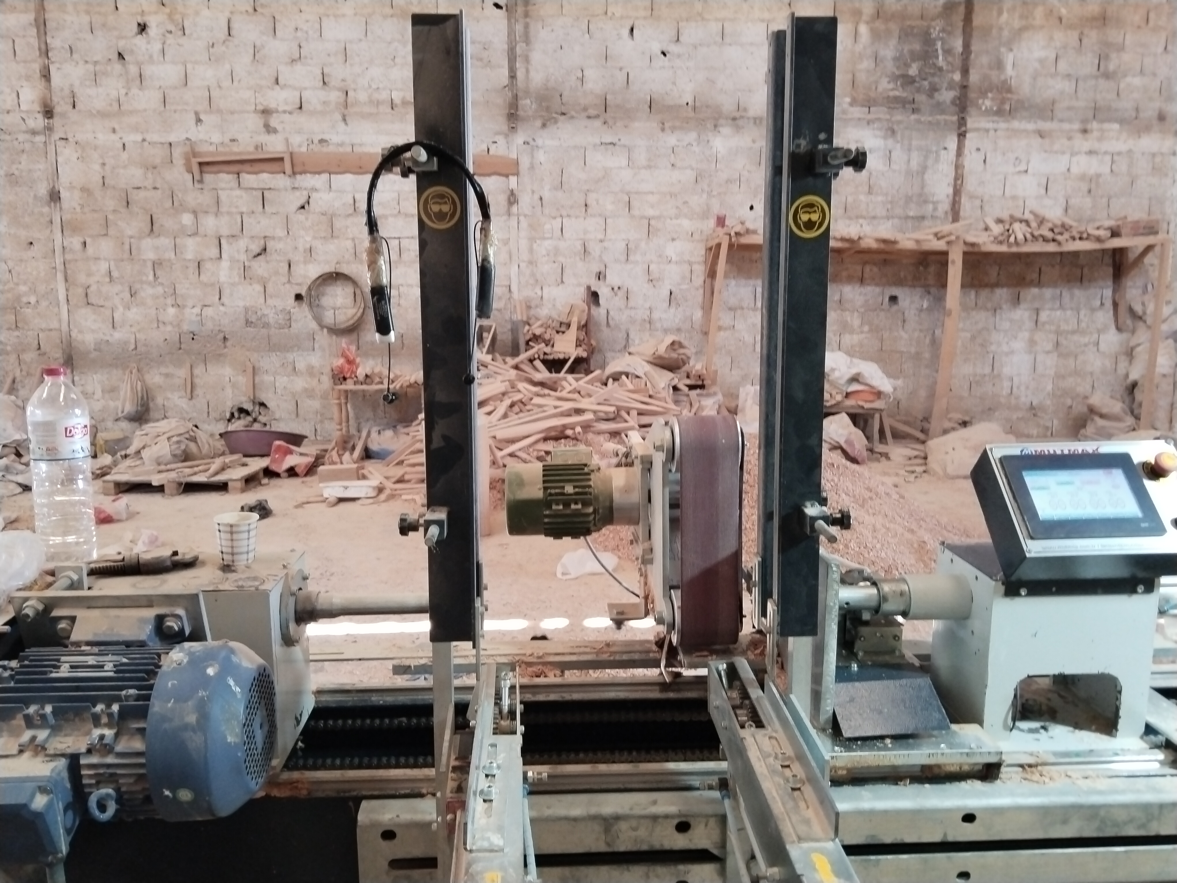 Satılık CNC torna makinesi — temsili görsel